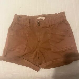 BKE SHORTS SIZE 24